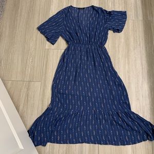 Blue flowy v neck dress